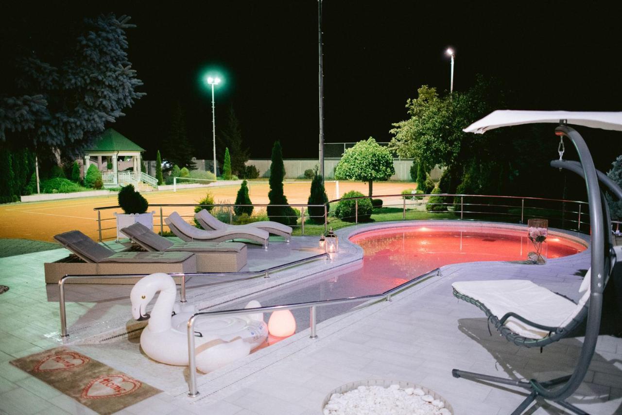 Villa Fruska Gora Klub Krstasice Irig Exterior foto