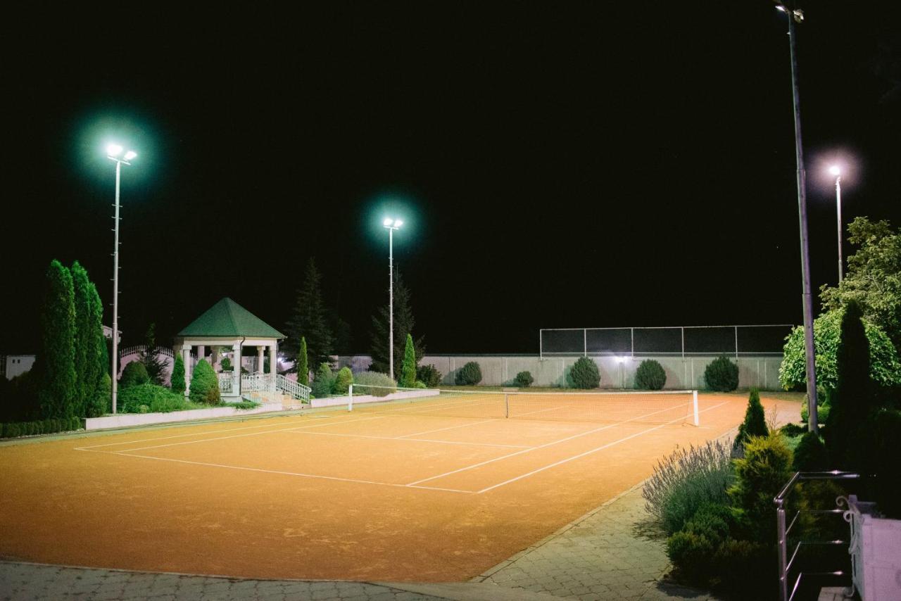 Villa Fruska Gora Klub Krstasice Irig Exterior foto