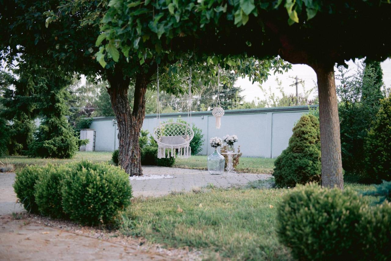 Villa Fruska Gora Klub Krstasice Irig Exterior foto