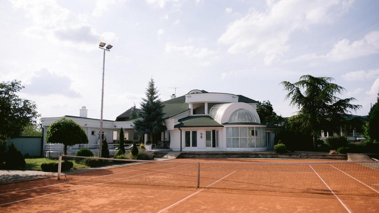 Villa Fruska Gora Klub Krstasice Irig Exterior foto