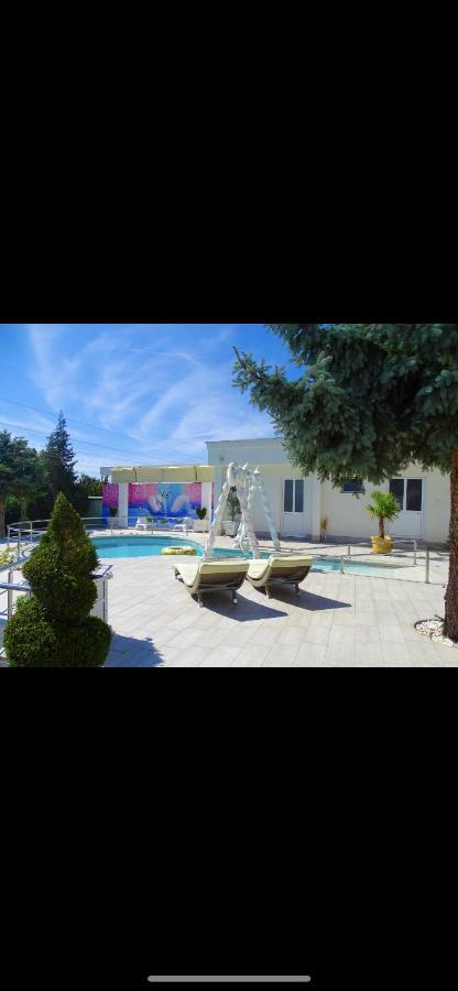 Villa Fruska Gora Klub Krstasice Irig Exterior foto